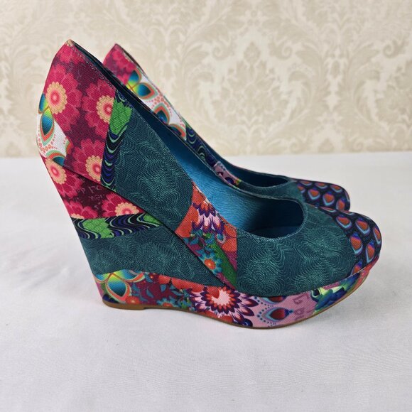 Desigual Size 38 (US 7.5-8) Multicolor Printed Fabric Wedge Heel Round Toe - Picture 4 of 15